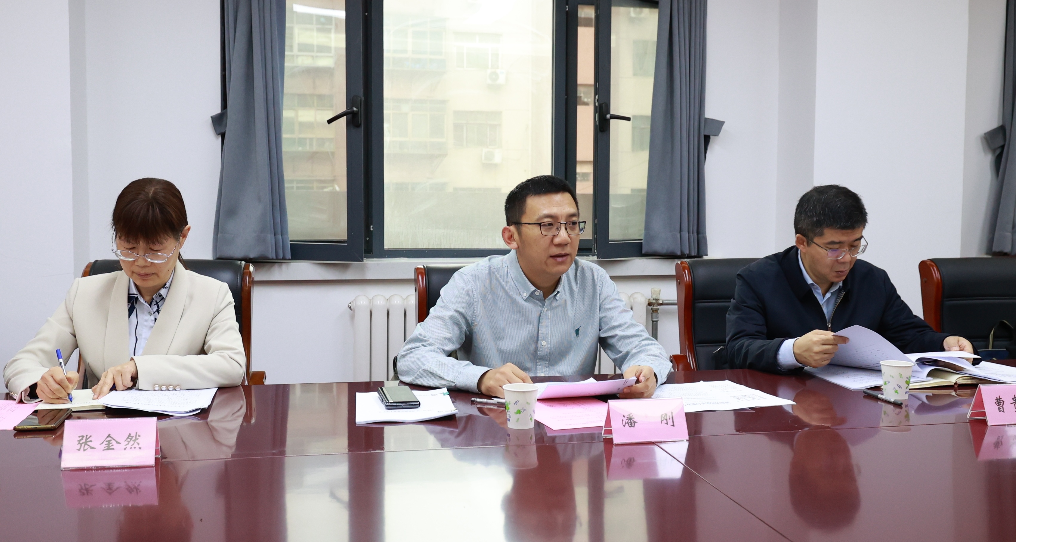 省科技厅党组成员、副厅长潘刚组织召开平台中心重点工作对接会